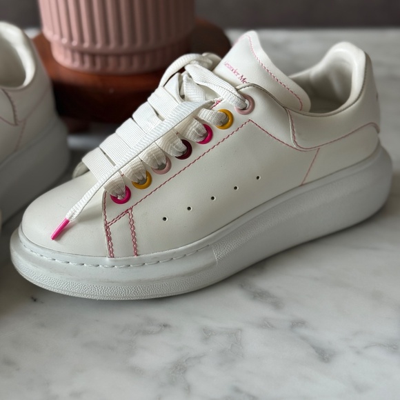 Alexander Mcqueen Overside Sneaker - Multi-Color Laces - Picture 1 of 8